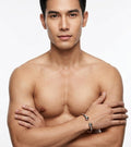 กำไลข้อมือหัวหมุด